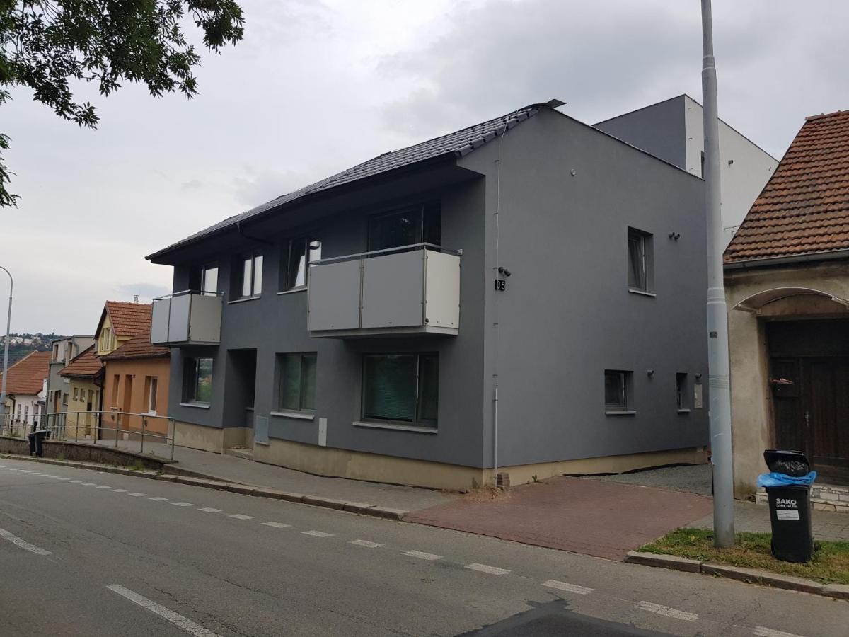 Newly Built Apartment 4 With Balcony Near Center Брно Екстер'єр фото